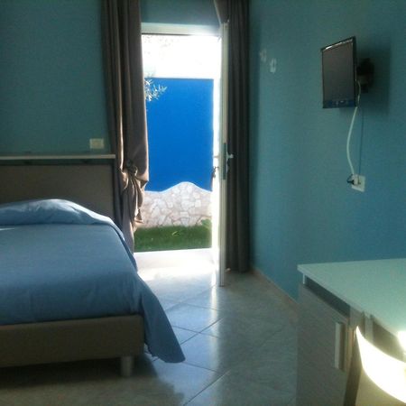 בארי Bed And Breakfast Fly חדר תמונה