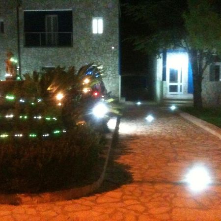 בארי Bed And Breakfast Fly מראה חיצוני תמונה