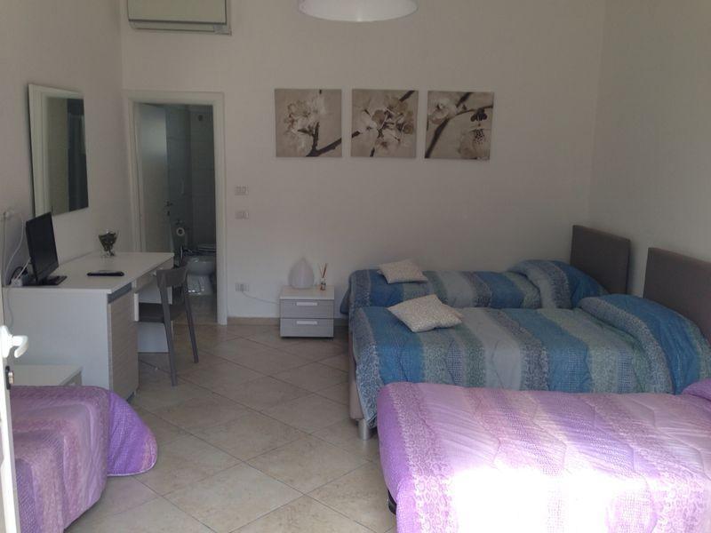 בארי Bed And Breakfast Fly חדר תמונה