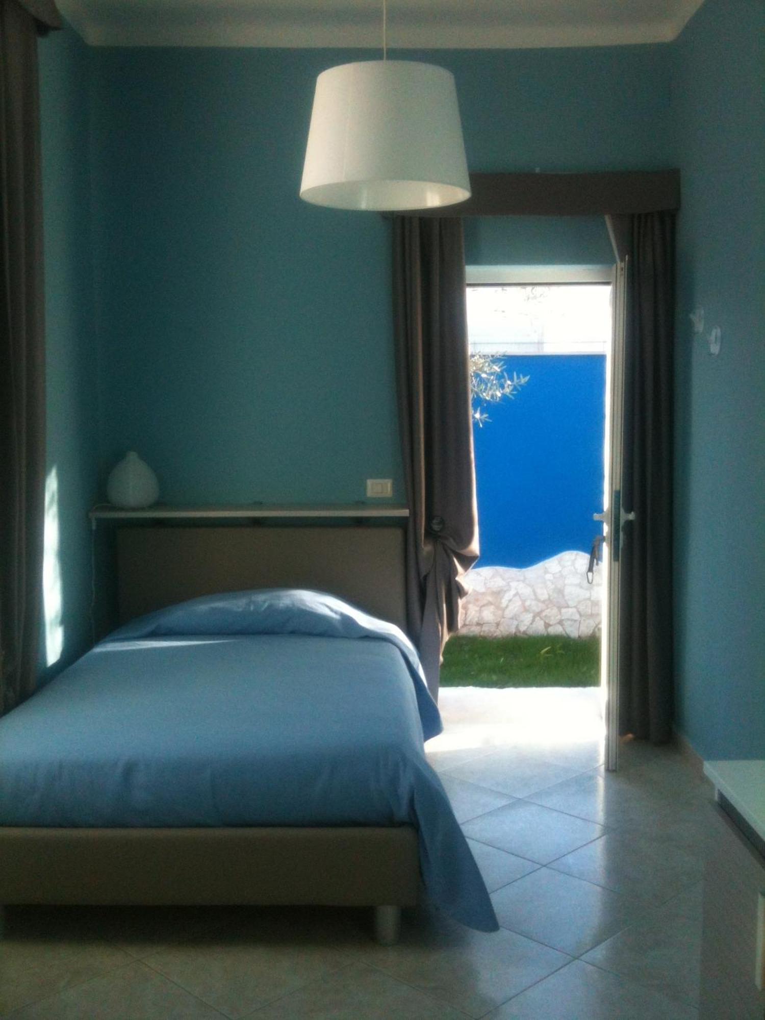 בארי Bed And Breakfast Fly חדר תמונה